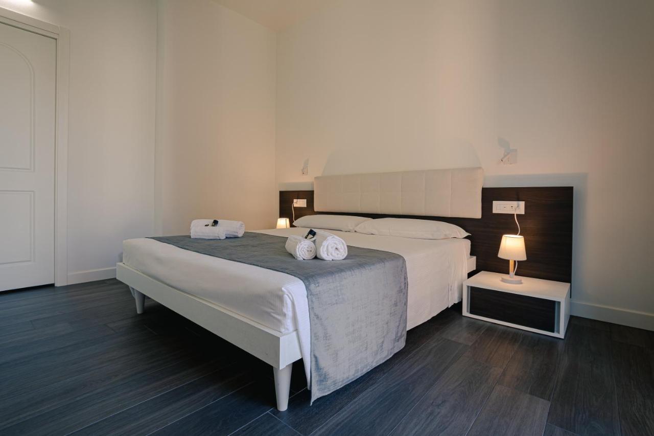 Verona Centre Suite - Royal Welcome Экстерьер фото